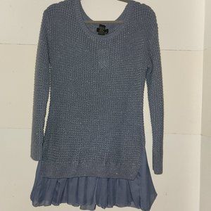 Light blue sweater with sparkling